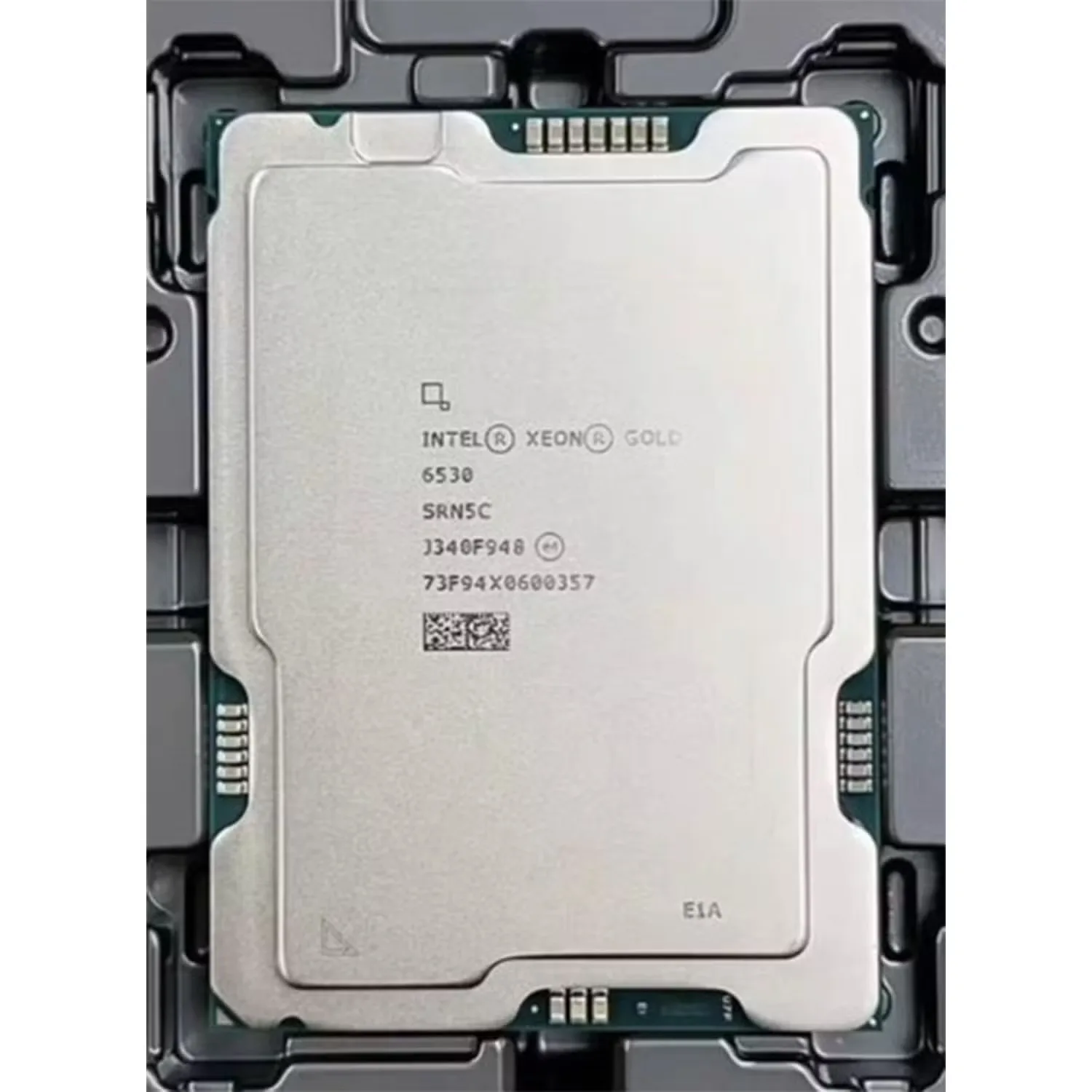 INTEL Xeon Gold 6530 32çekirdekli 160MB 4677p Kutusuz-Fansız Sunucu İşlemcisi görsel 2